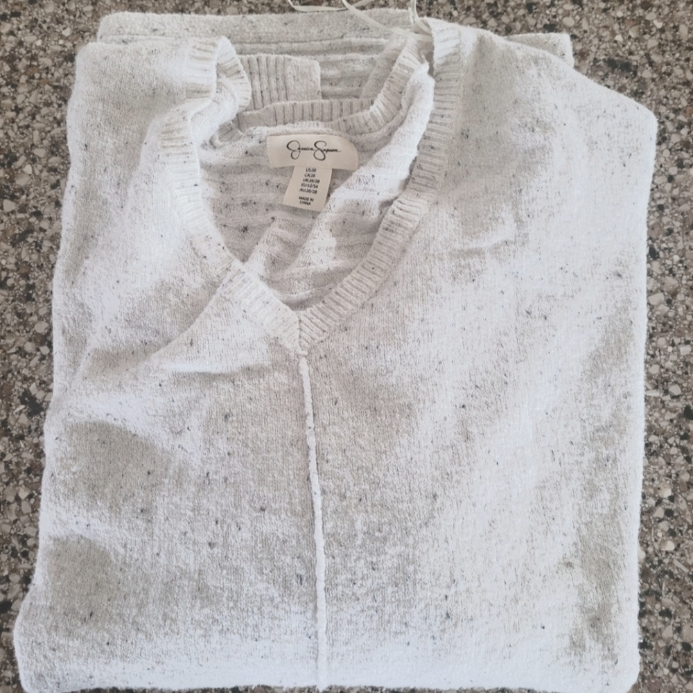 Soft Jessica Simpson sweater